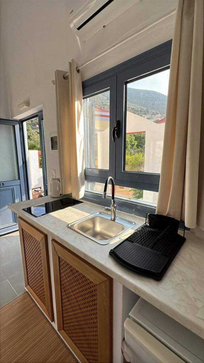 Taxiarchis Aparthotel Symi Exterior photo